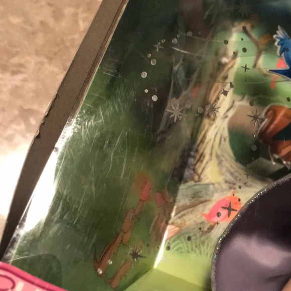 Aurora Sleeping Beauty porcelain doll - Picture 7 of 7